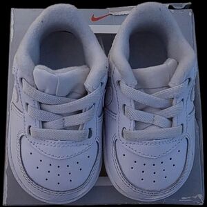 Nike Baby White Low-Top Sneakers 3c